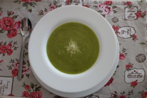 Pročitajte više o članku Gusta juha od batata i tikvice, od tikvice i krumpira, buternat/hokaido bundeve, …